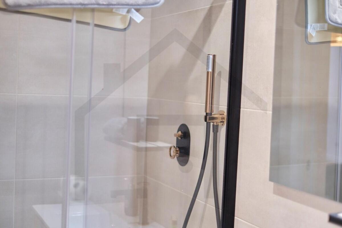 Cervantes - Apartamento A Estrenar Con Parking * Gijon