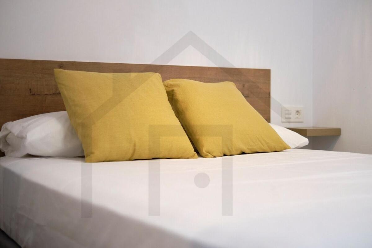 Cervantes - Apartamento A Estrenar Con Parking *