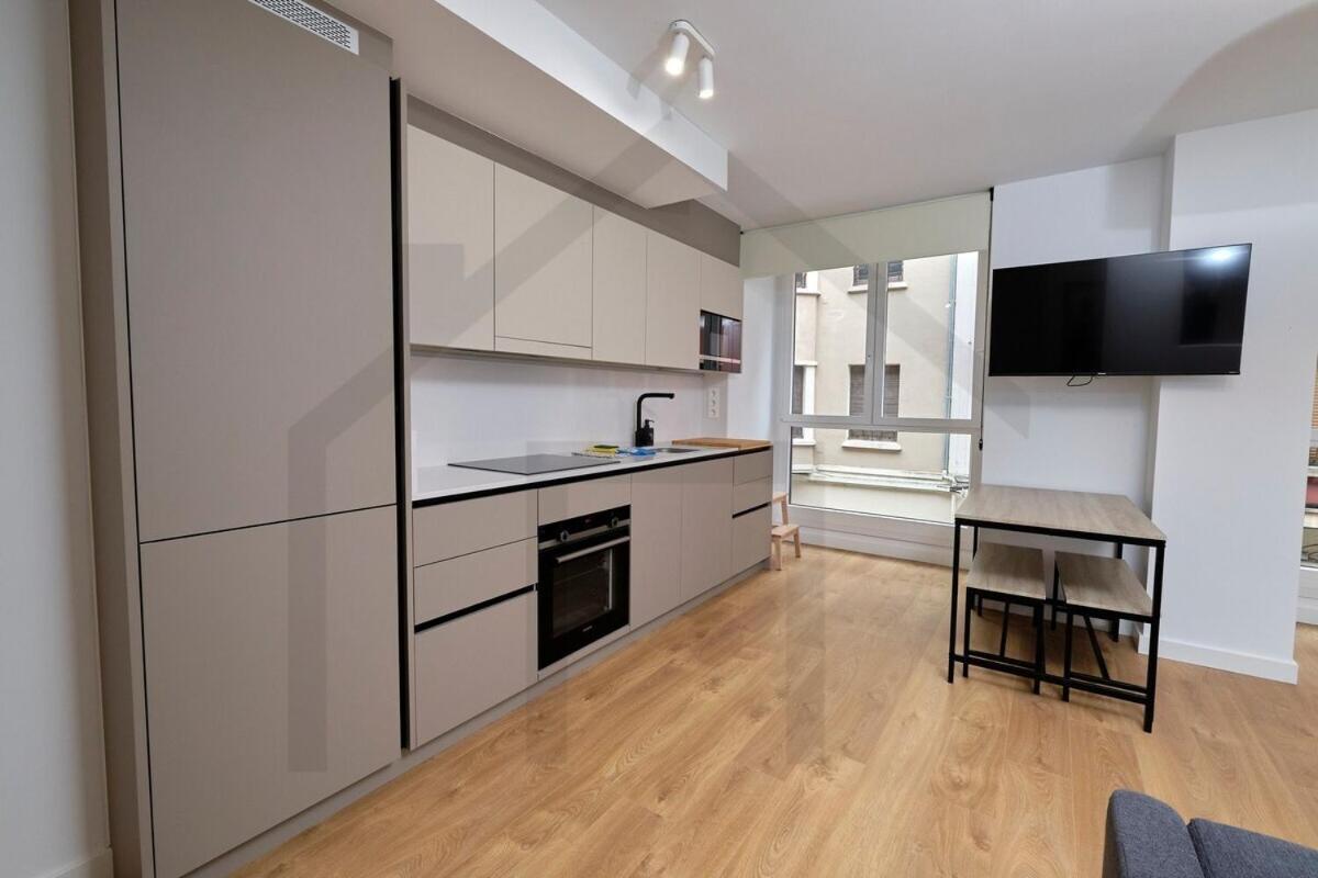 Cervantes - Apartamento A Estrenar Con Parking